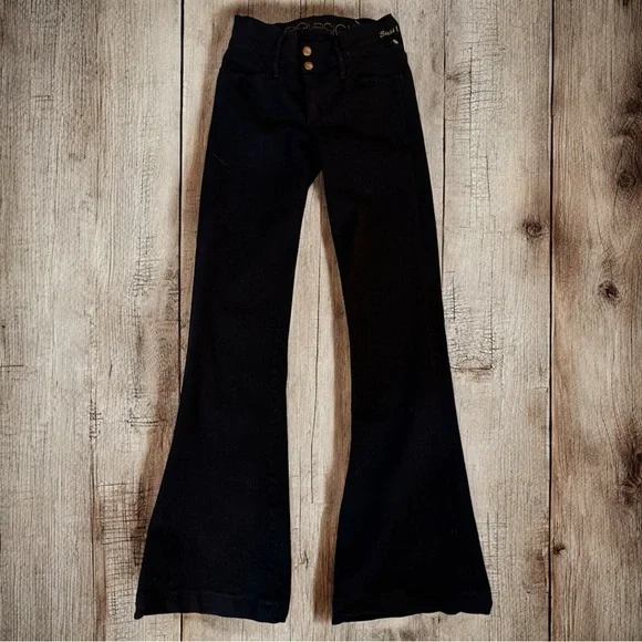 Goldsign Black High Rise Jeans with Smooth Finish - Picture 1 of 15